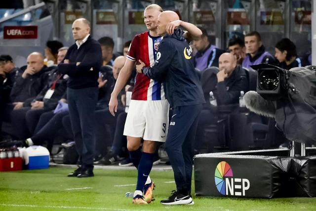 开云体育-挪威主帅：哈兰德单场5球2助攻并且让点，他不能做得更好了