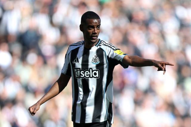 开云体育登录入口-纽卡主帅：希望伊萨克归队，但不知他是否会回来