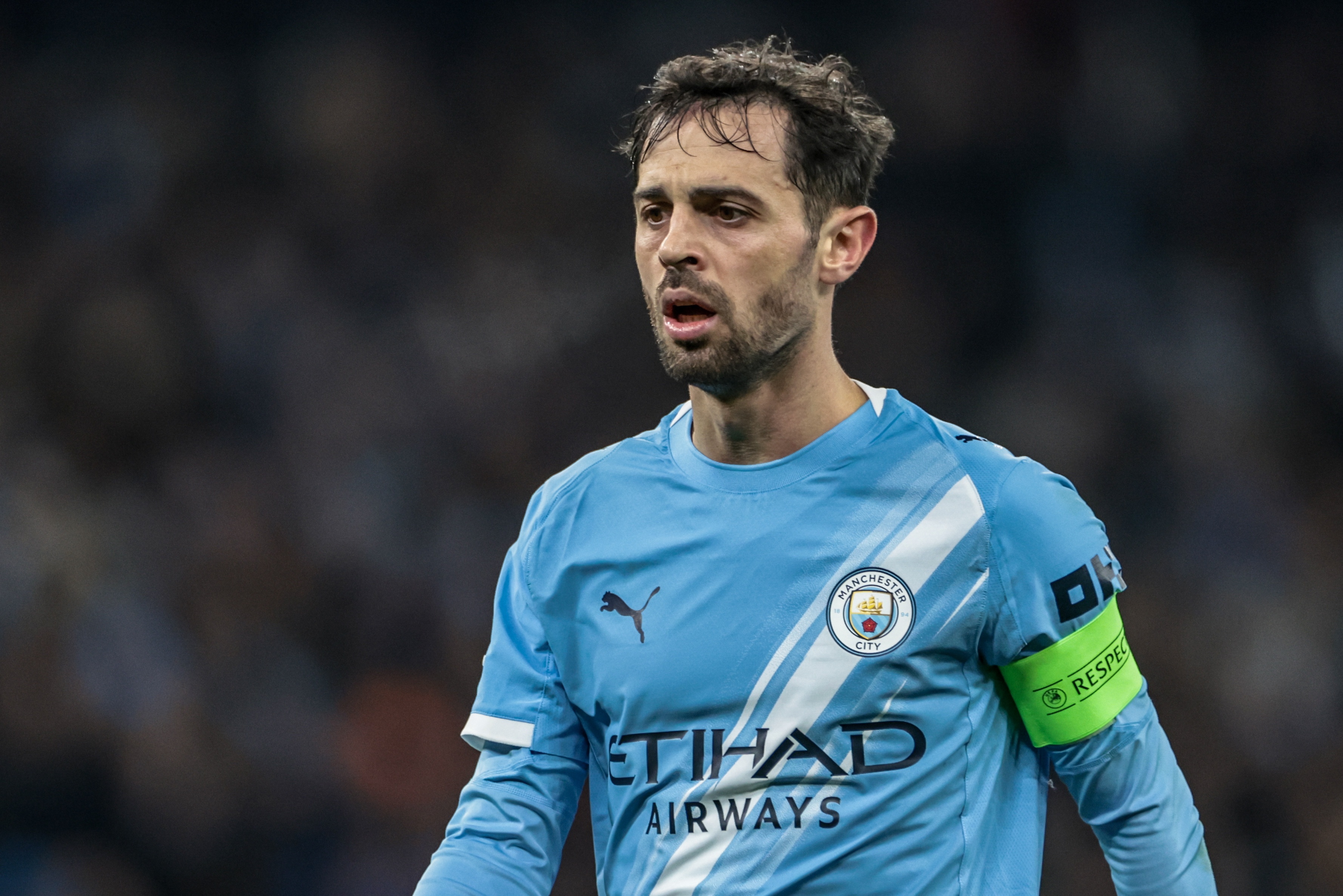 开云体育app下载-B席：如果让我踢中卫我也知道怎么做，渴望作为曼城队长捧起奖杯