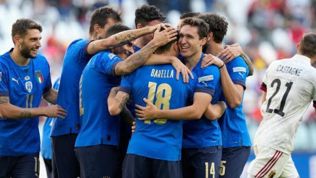 开云体育-梁熙明：曼乔勇敢点，为团结请继续冷处理博努奇