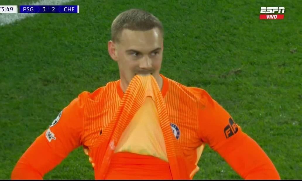 开云体育-致敬热刺？切尔西欧冠上二门，结果因门将俩失误同样2-5惨败