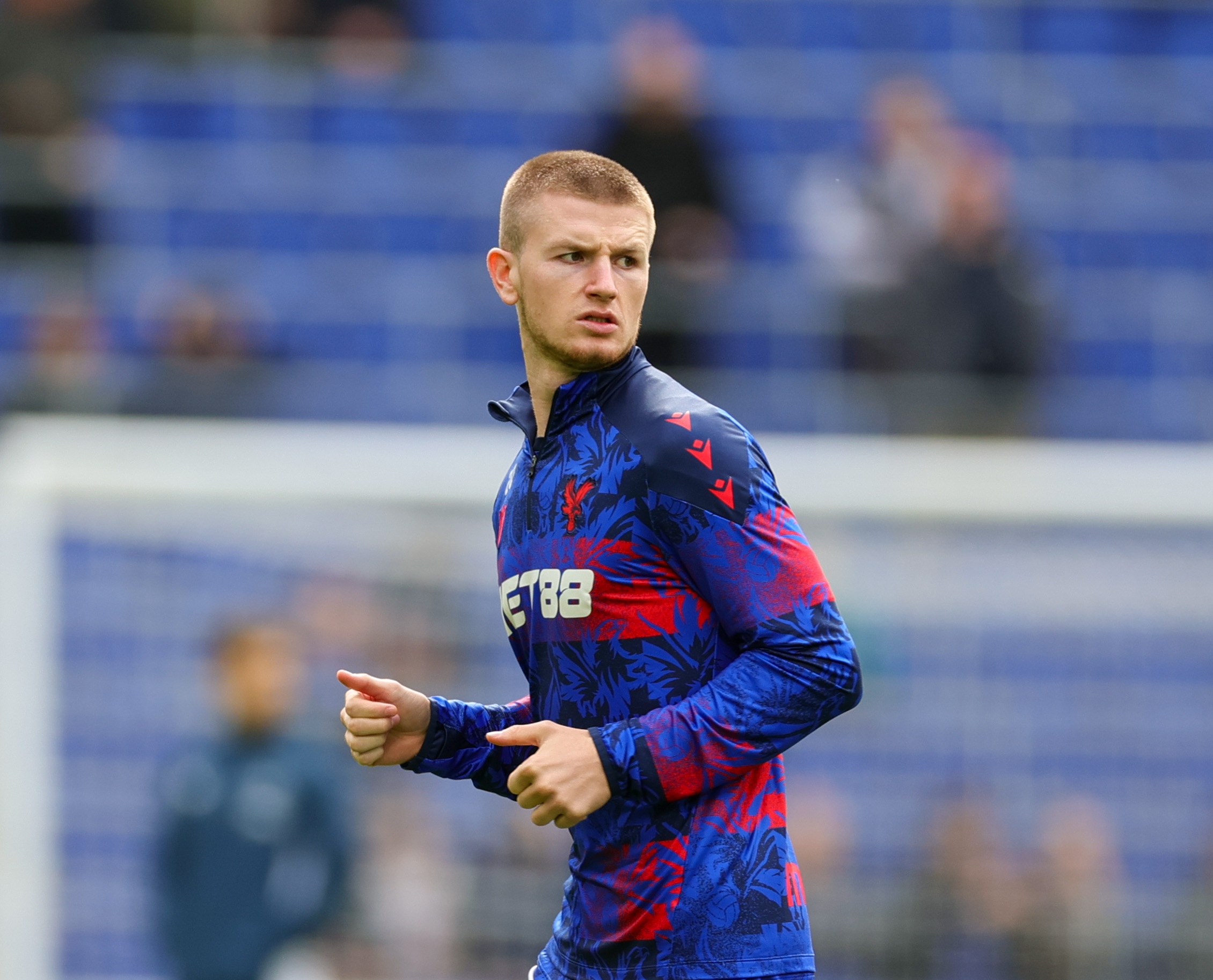 开云体育官方网-邮报：皇马与曼联争夺沃顿 泰勒·亚当斯也是曼联关注的目标